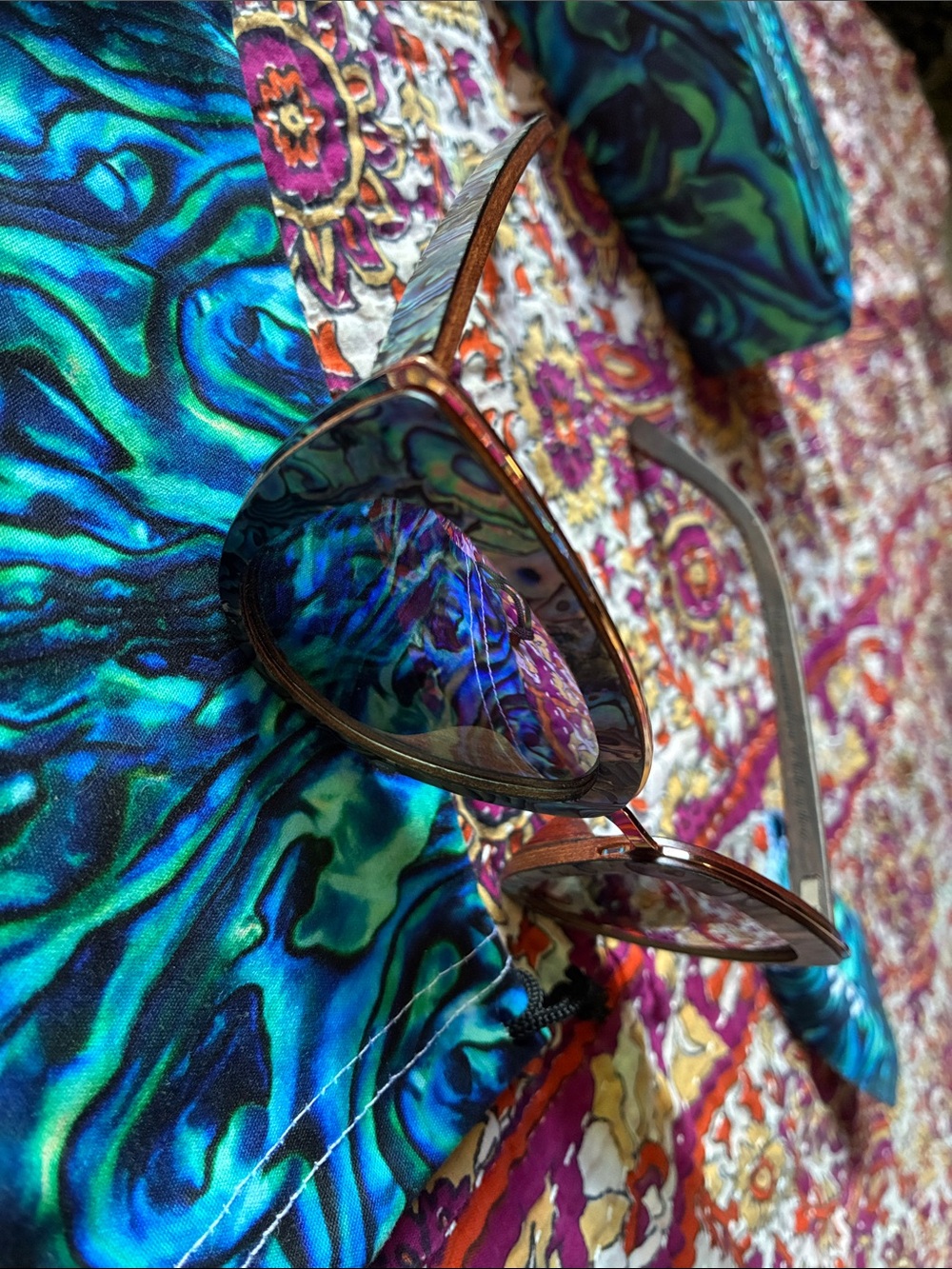 Slyk Shades Abalone-Inlay Cat Eye Sunglasses in Teal - Picture 3 of 3